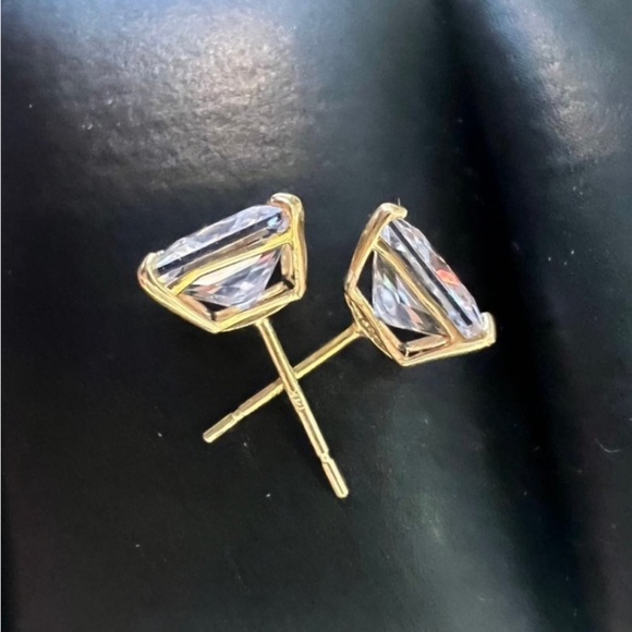 New! Princess Cut Diamond Studs set in Solid 14K Gold. Brand new 4 prong setting - Picture 13 of 15